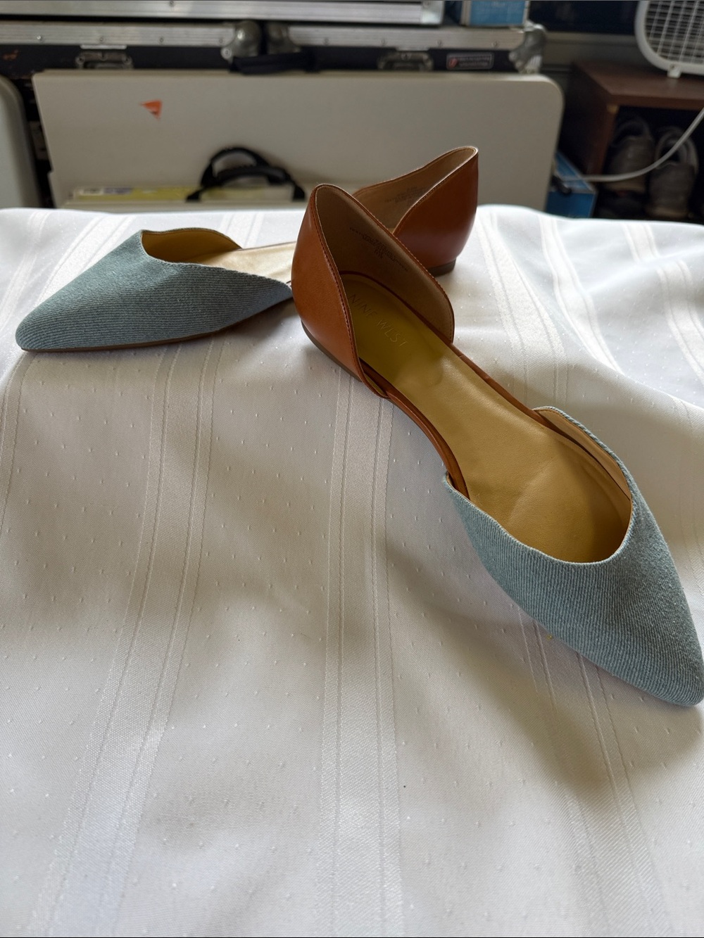 Nine West Pointed D'Orsay Flats in Denim Blue and Brown Leather